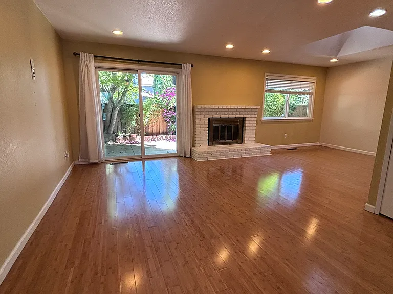 4954 Paseo Tranquillo — Photo 4