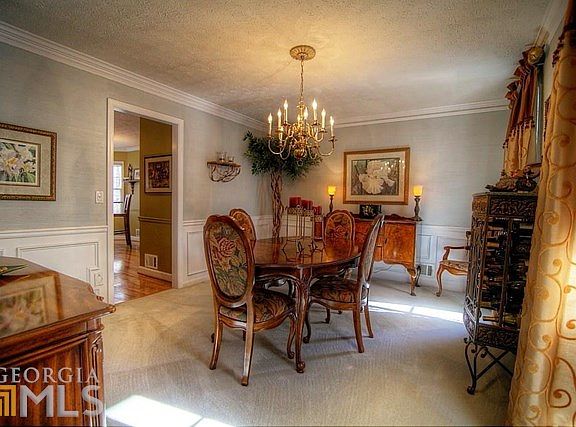 4th image of 1941 McEachern Manor Dr SW