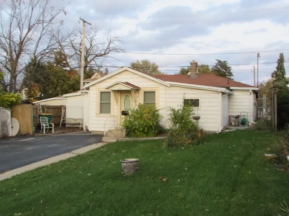 418 Walnut St, Joliet, IL 60432