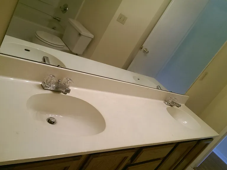 Chisholm Way Apartments — Photo 6