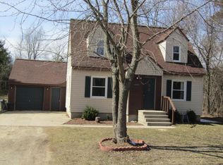 1101 S Drent Rd, Muskegon, MI 49442