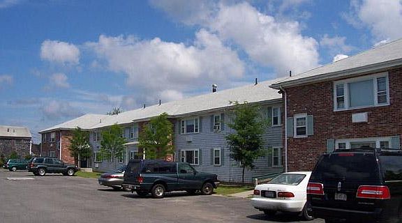58 Center St - garden style