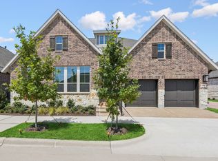 2065 Spotted Fawn Dr, Arlington, TX 76005