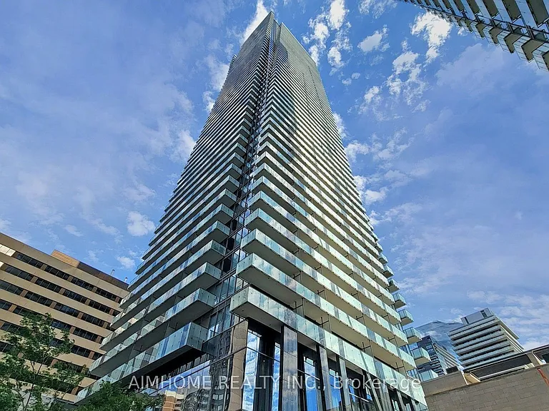 1080 Bay St #1403 — Photo 3