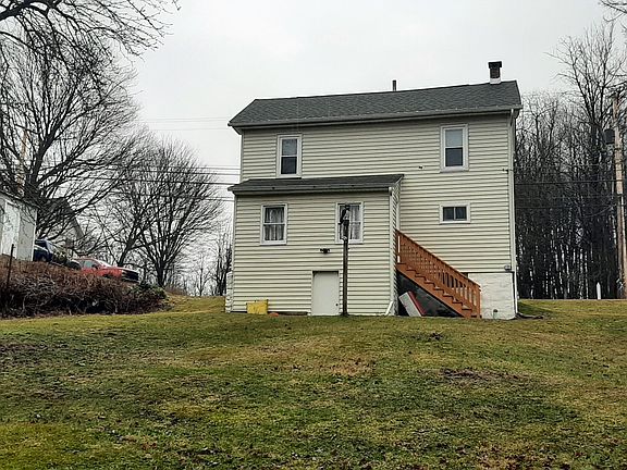 4th image of 1063 Main St