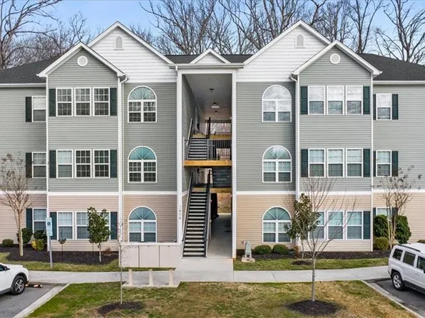 2606 Pennoak Way #C, Greensboro, NC 27407