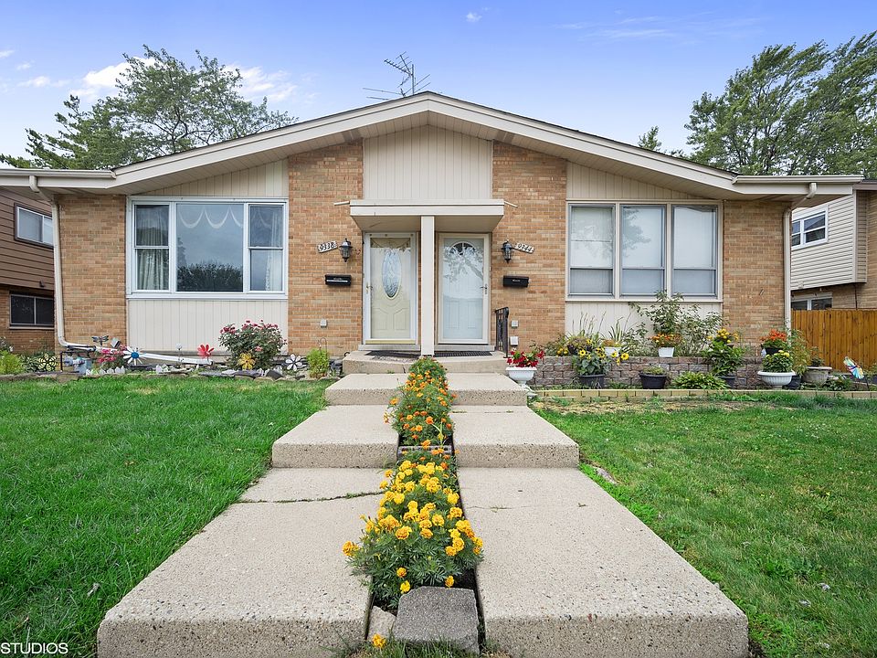 1st image of 9338 N Parkside Dr