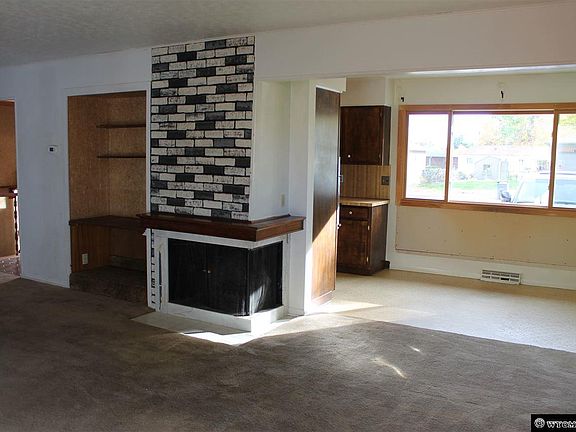 4th image of 1110 McDougall Dr