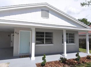 317 Overbrook Blvd, Largo, FL 33770