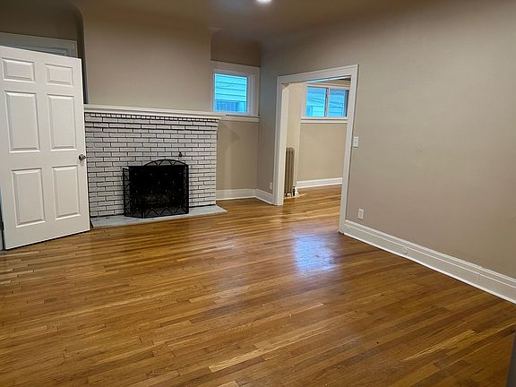 5th image of 120 E Farnum Ave APT 1