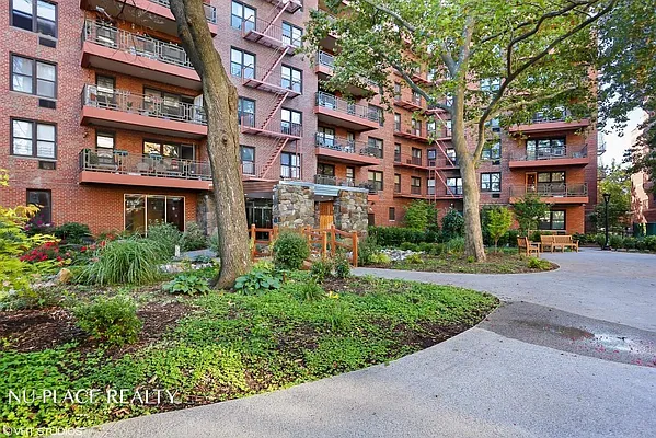 Sold by Nu Place Realty | media 10