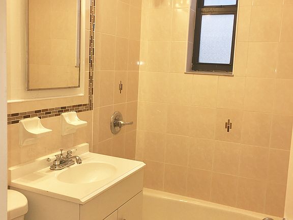 5th image of 8220 141st St #2nd