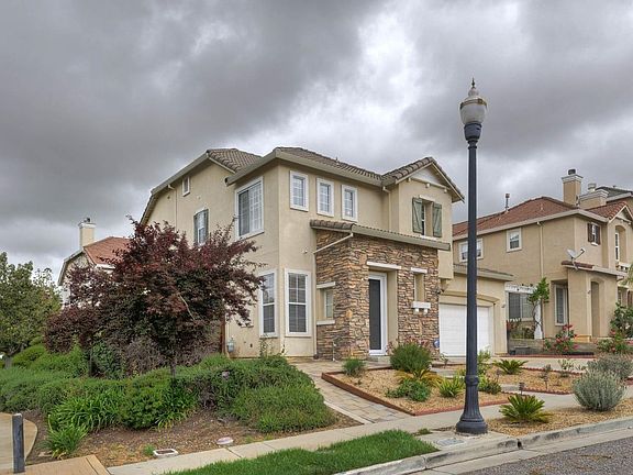 2nd image of 3453 Glenprosen Ct