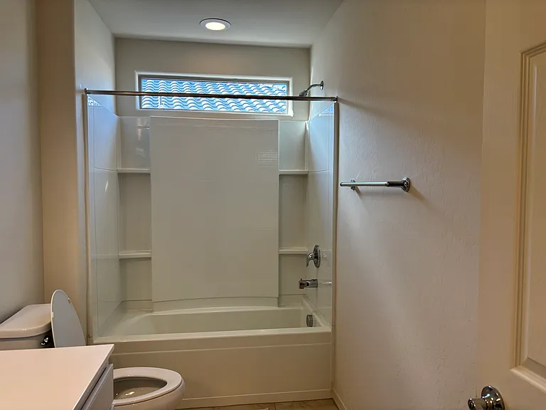 5705 N 88th Ln — Photo 19