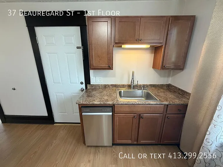 37 Beauregard St #1 — Photo 4