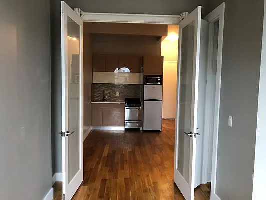 Rented by Arvik Group Real Estate | media 76