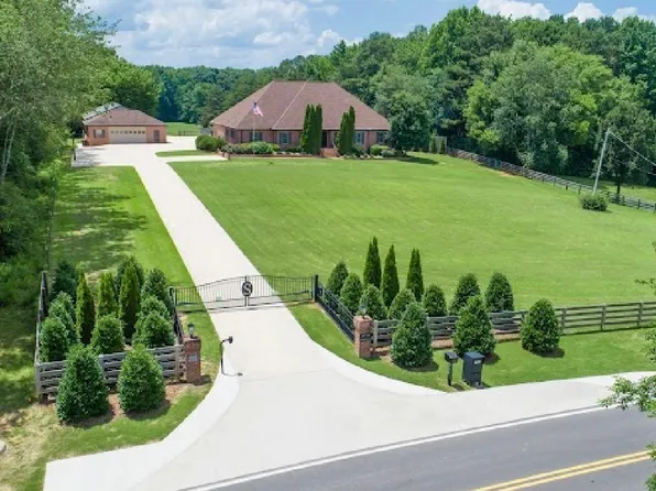 15741 Line Rd, Athens, AL 35613