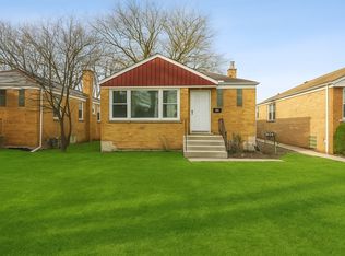 904 Grey Ave, Evanston, IL 60202