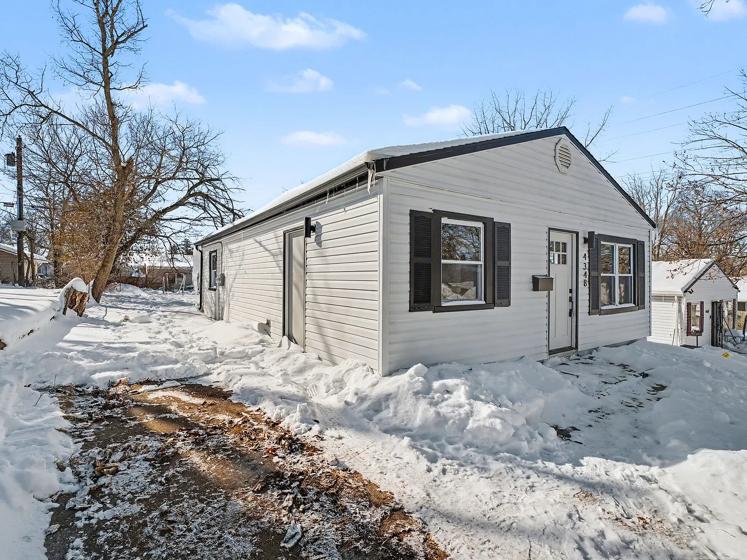 3 bed, 925 sqft, $1,450 — Photo 4