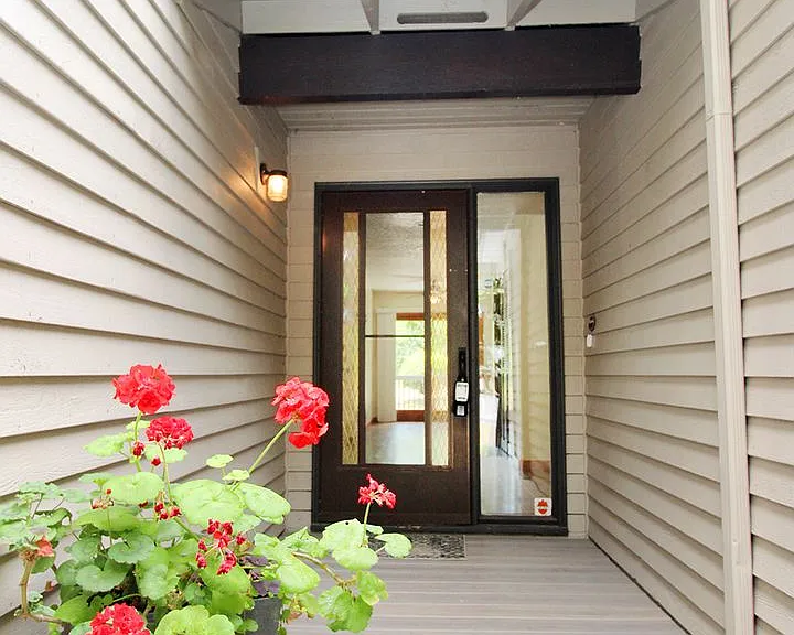 12047 SE 115th Ave — Photo 3
