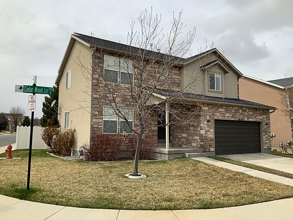 3rd image of 10562 S Cedar Wood Ln