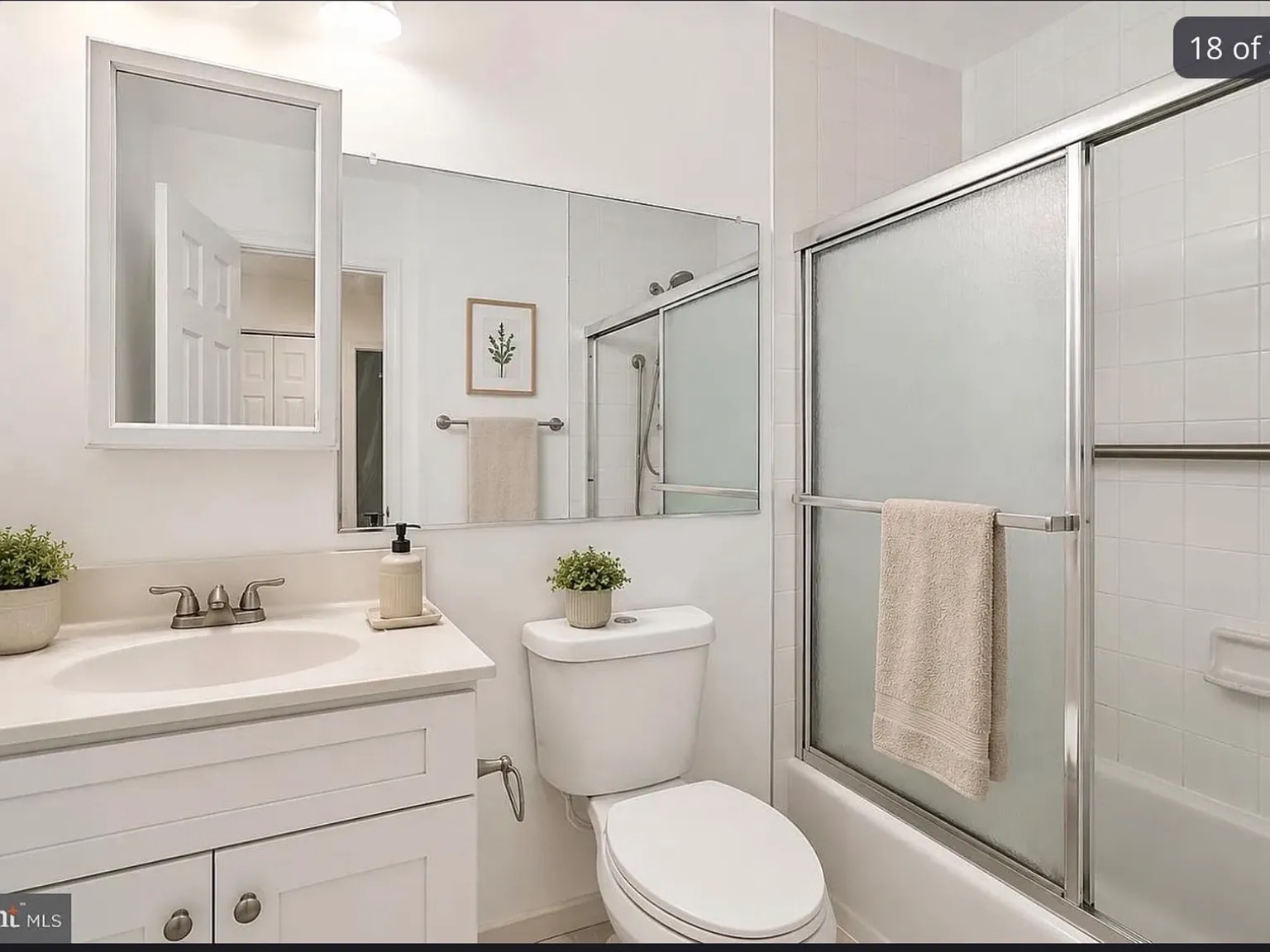 3 bed, 1455 sqft, $2,295 — Photo 4