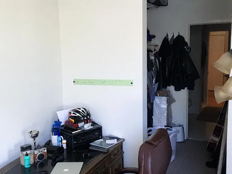 1855 N Oakley Ave #B — Photo 20