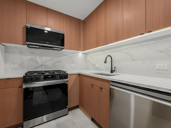 146 West 57th Street image 8 of 35