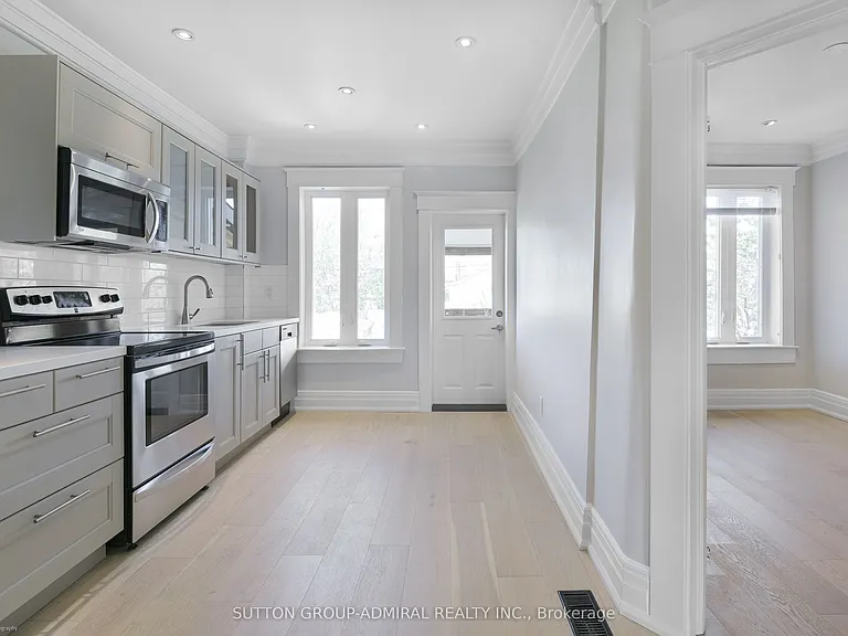 481 Brock Ave #2 — Photo 10