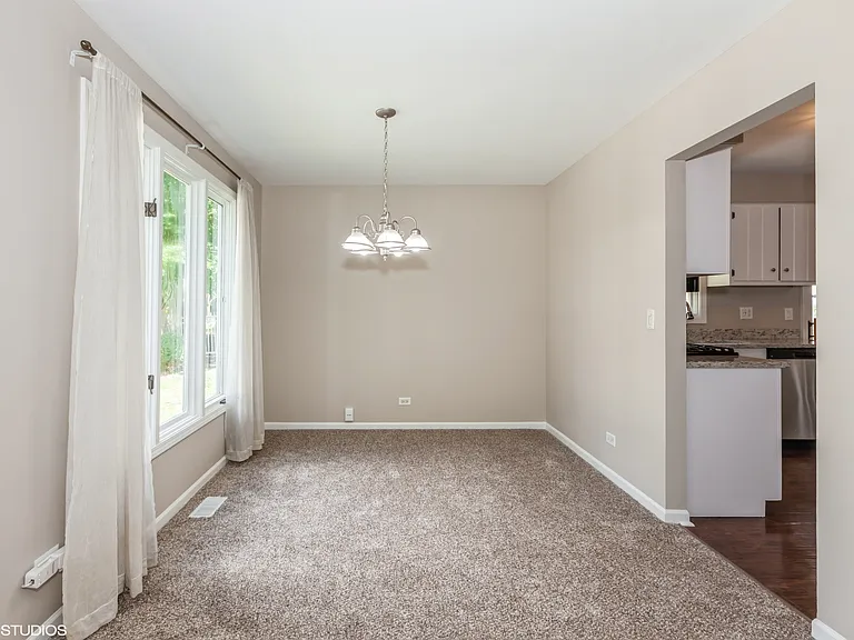 98 Quail Hollow Ct — Photo 3