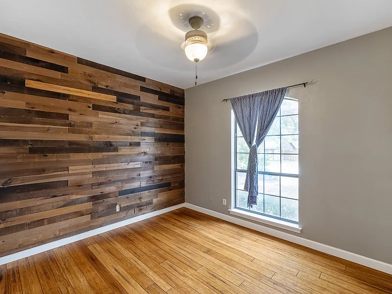 1527 Estates Way — Photo 21