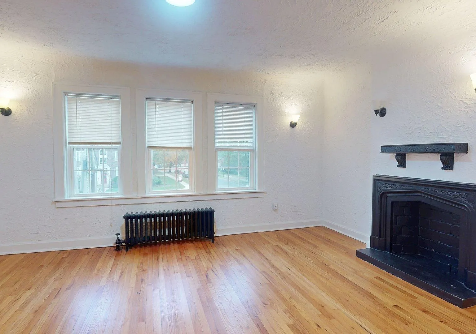 Moreland Place — Photo 3
