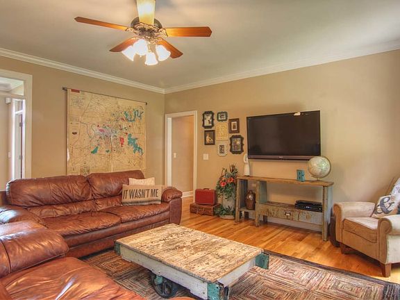 4th image of 2723 Dora Elizabeth Ct