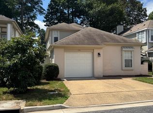124 Sarazen Ct, Newport News, VA 23602