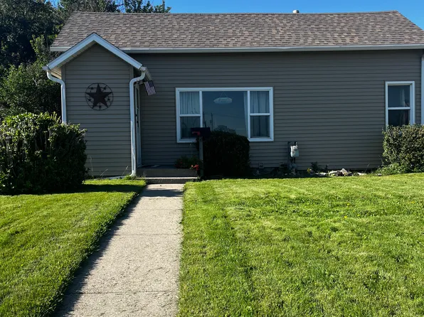 1702 Alger Ave, Cody, WY 82414