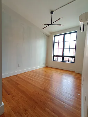 Rented by City Vista Inc | media 51