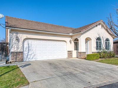 1559 Poe Ln, Clovis, CA, 93611