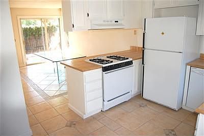 5th image of 6933 Lyonia Way