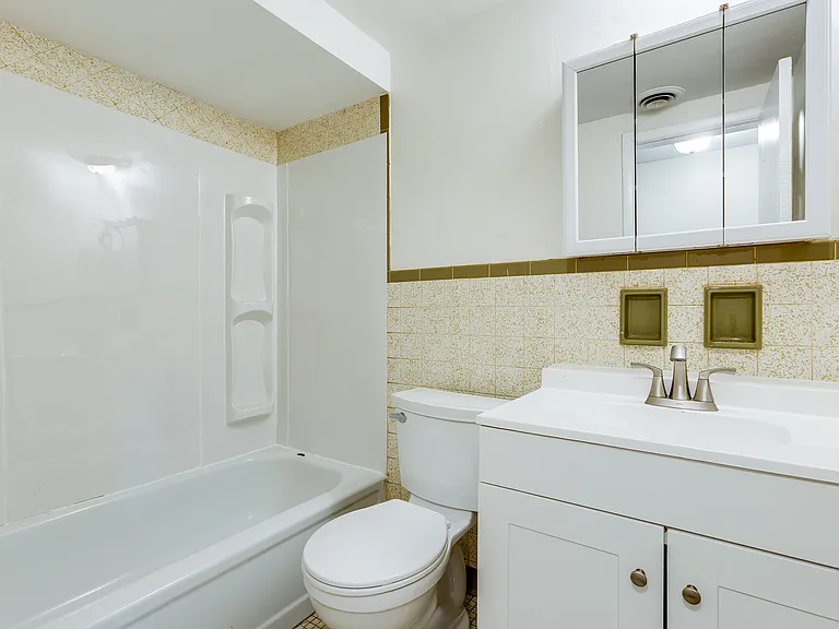 7408 Washington Ave #B — Photo 11