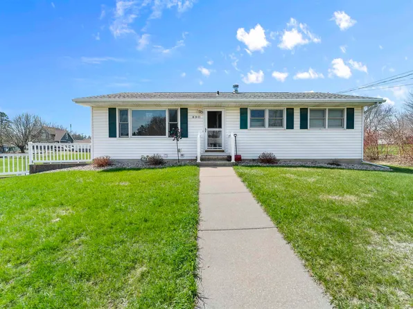 890 Eastman St, Platteville, WI 53818