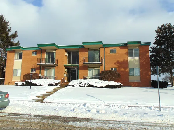 1902 Axtell Dr APT 6, Troy, MI 48084
