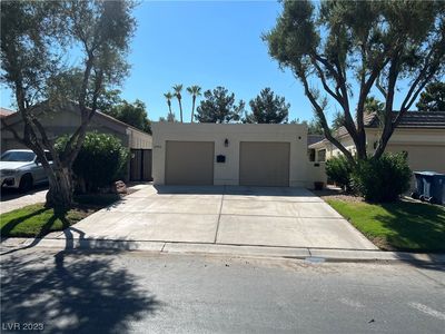 2995 Bel Air Dr, Las Vegas, NV, 89109