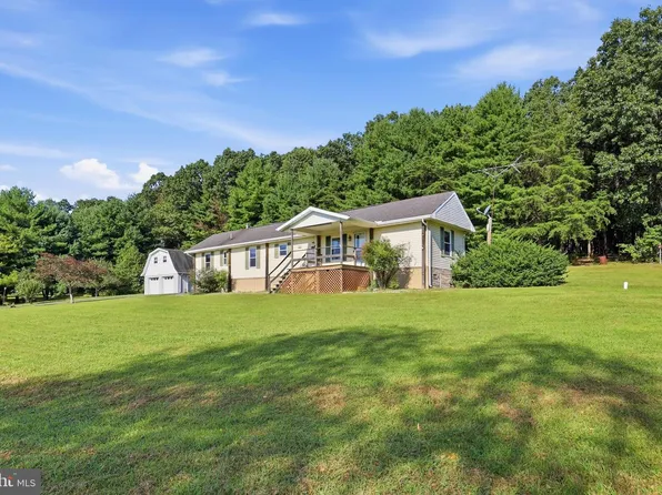 13728 Exline Rd, Hancock, MD 21750