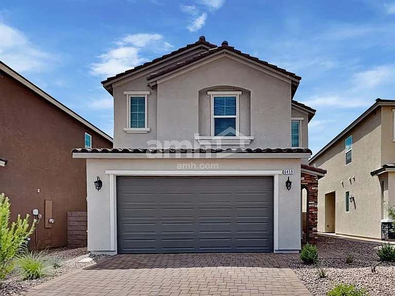 6459 Rush Ave — Photo 1