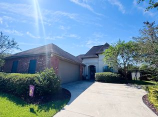 14412 Town Dr, Baton Rouge, LA 70810
