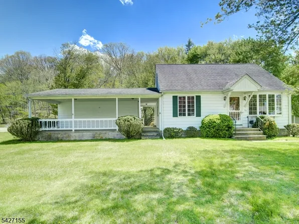 24 George St, Mine Hill Twp., NJ 07803