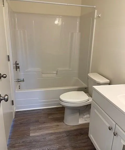 University Park Apartments — Photo 106