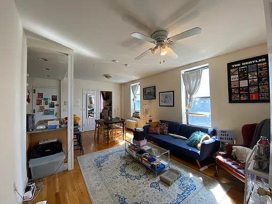 Rented by R New York | media 6