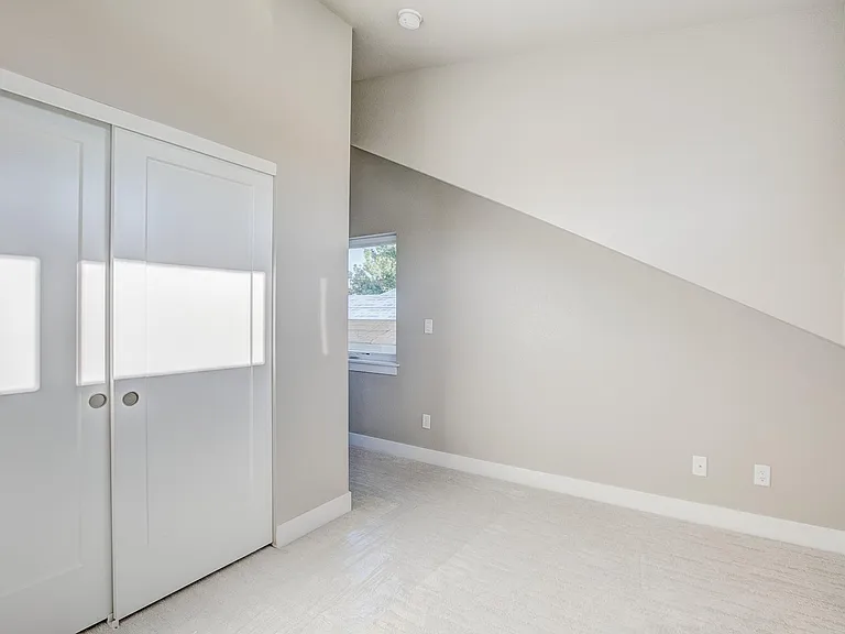 830 Cherokee Dr — Photo 18