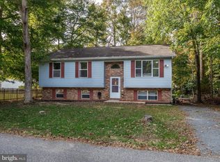 11237 Commanche Rd, Lusby, MD 20657